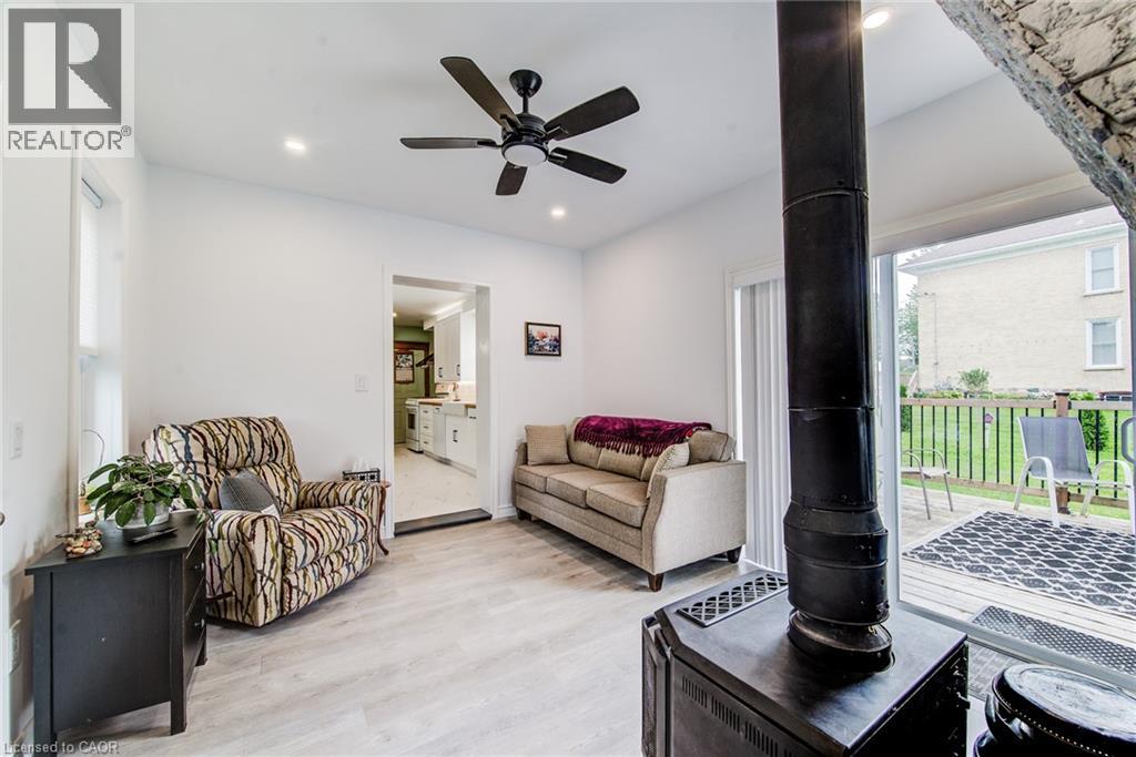 45 Clyde Street, Bluevale, Ontario  N0G 1G0 - Photo 14 - 40853666