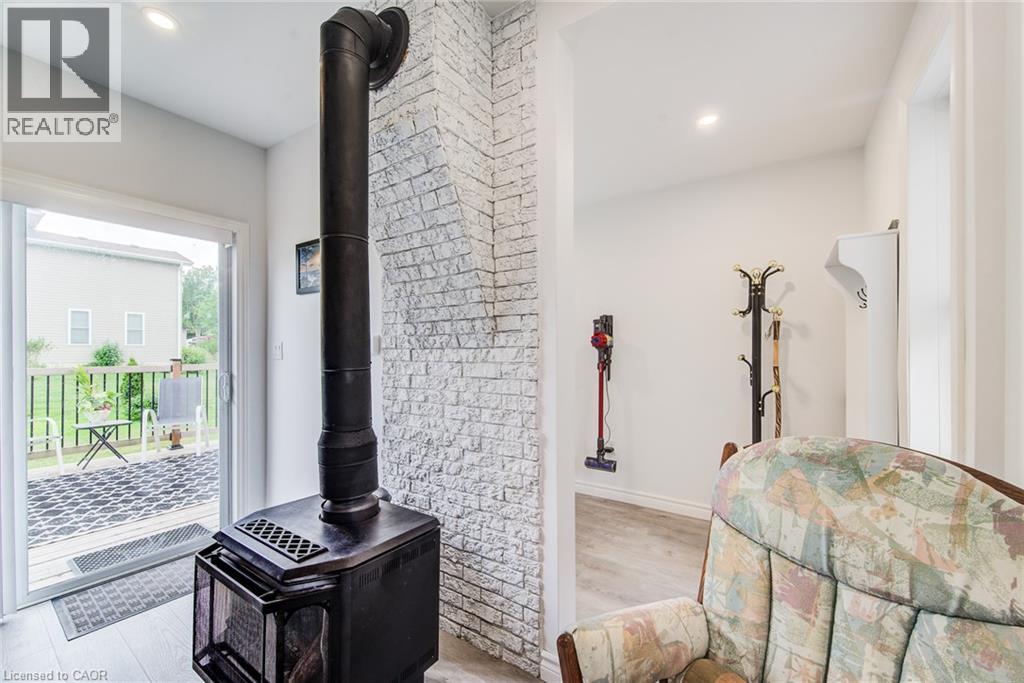 45 Clyde Street, Bluevale, Ontario  N0G 1G0 - Photo 15 - 40853666