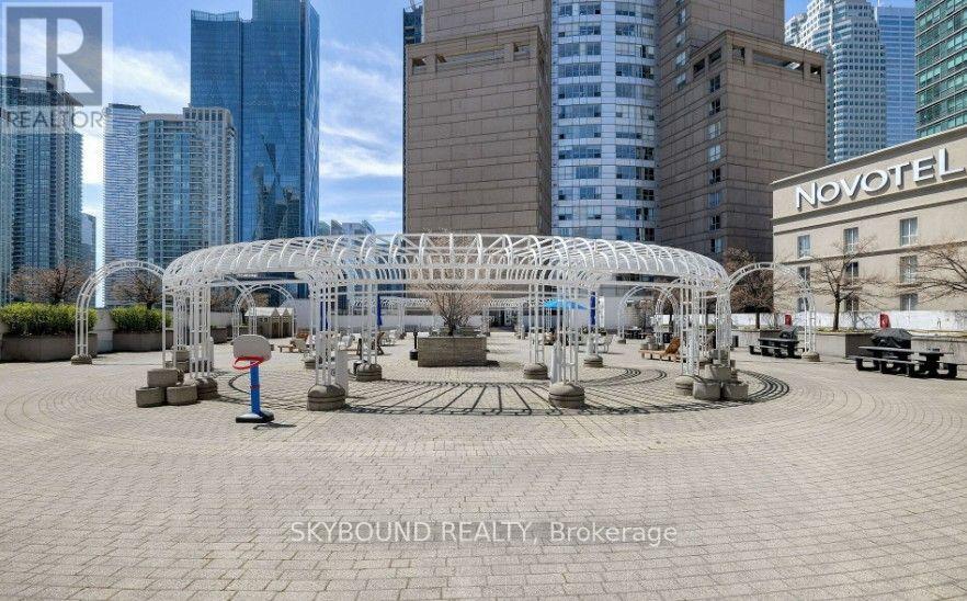2206 - 25 The Esplanade, Toronto, Ontario M5E 1W5 - Photo 35 - C13657418