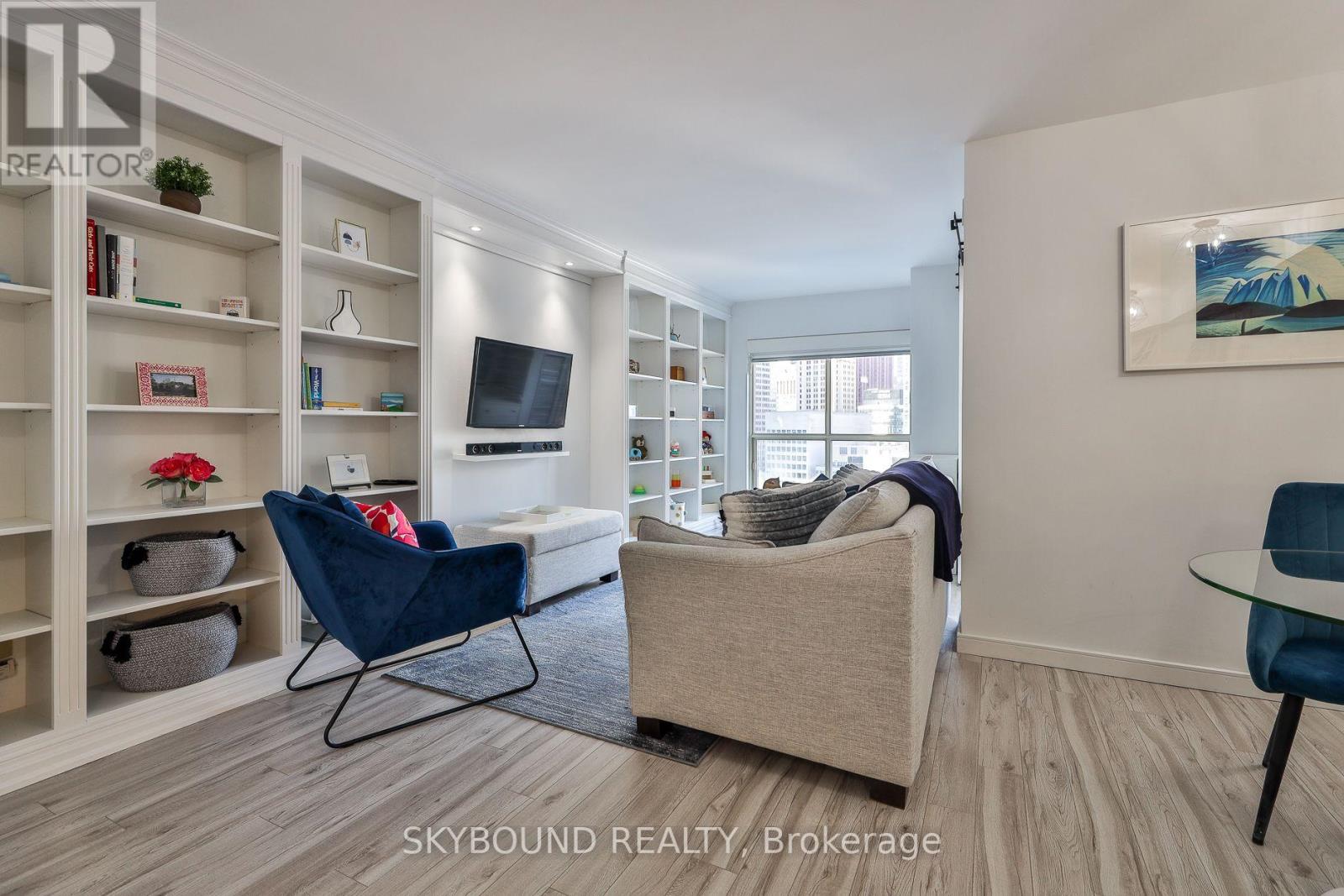 2206 - 25 The Esplanade, Toronto, Ontario M5E 1W5 - Photo 6 - C13657418