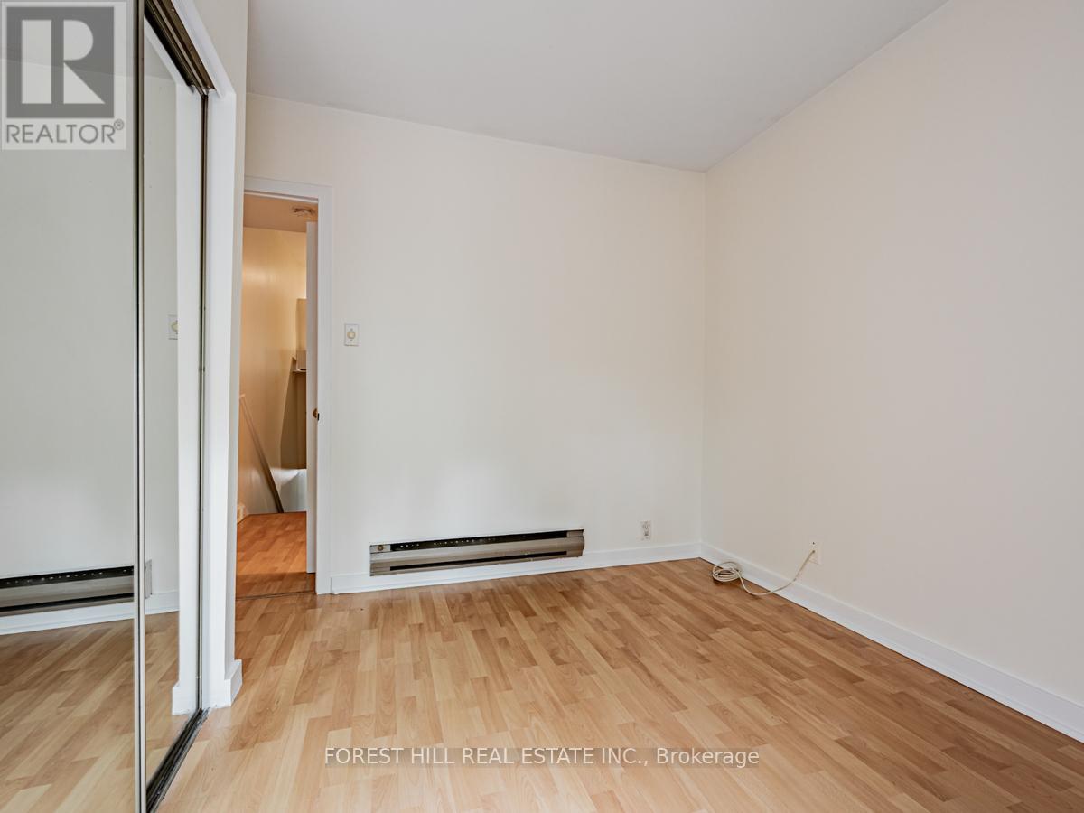 UPPER - 70 MACPHERSON AVENUE