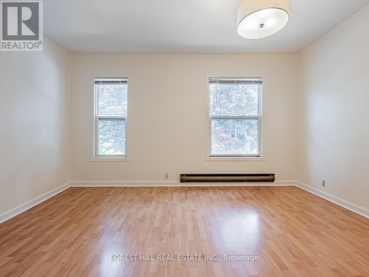 Upper - 70 Macpherson Avenue, Toronto, Ontario  M5R 1W8 - Photo 5 - C13657448