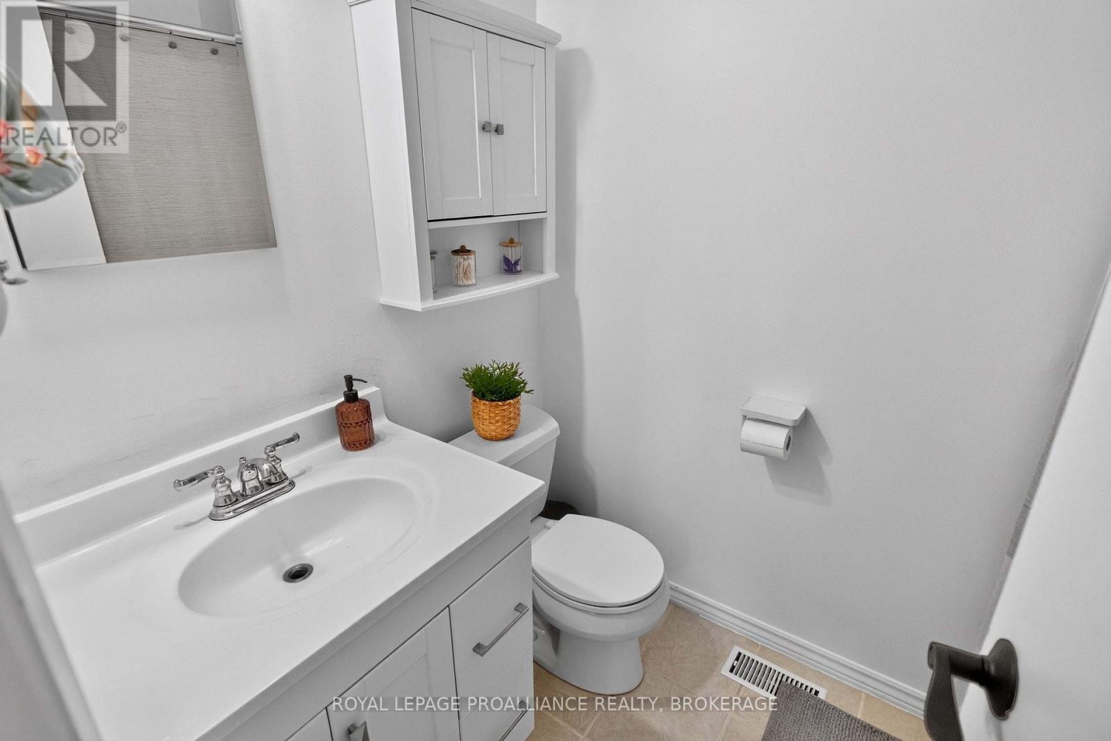 117 Wycliffe Crescent, Kingston, Ontario  K7K 6B3 - Photo 9 - X13657414