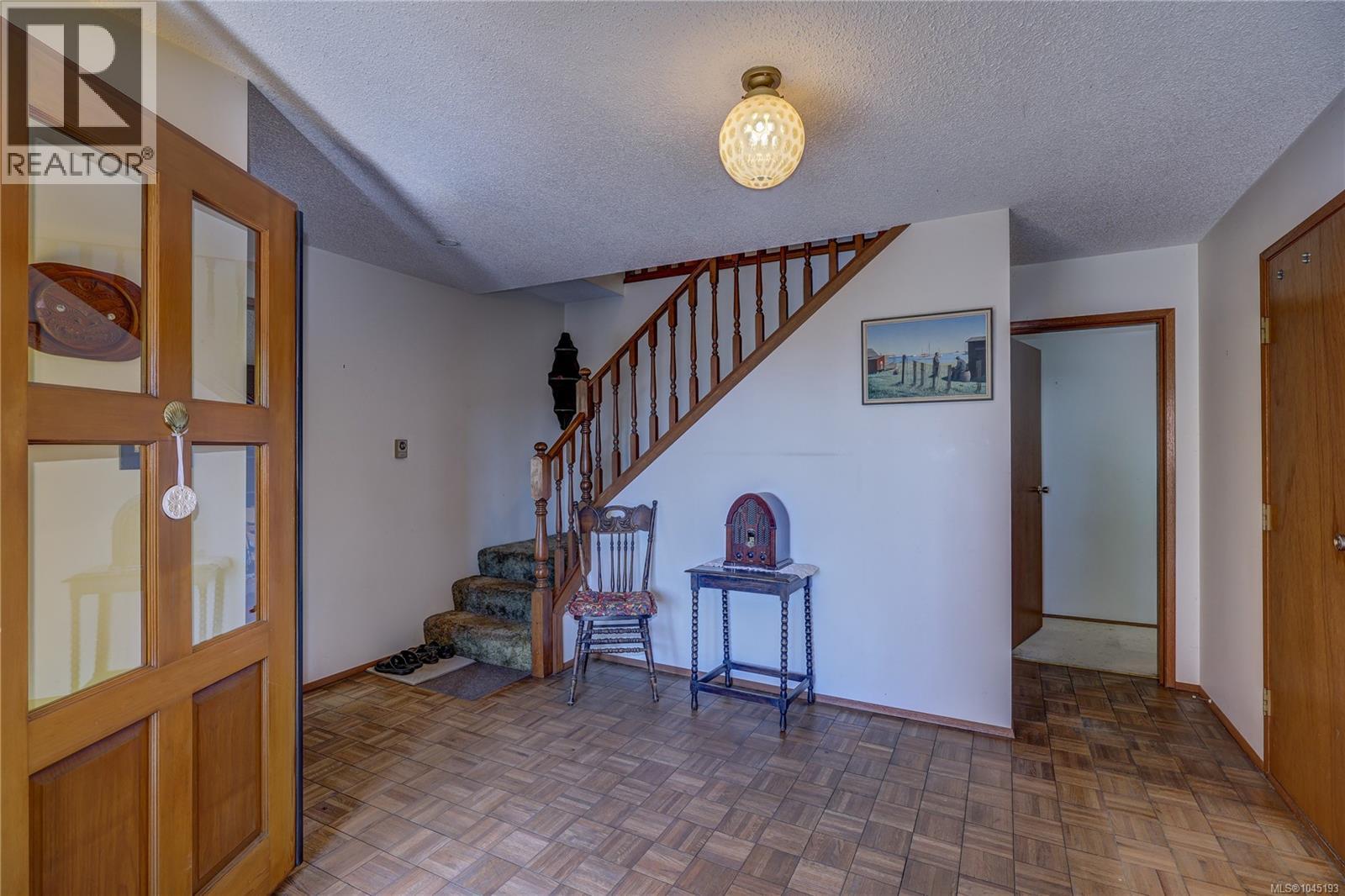 162 Sir Lancelot Pl, Nanaimo, British Columbia  V9T 4K4 - Photo 6 - 1045193