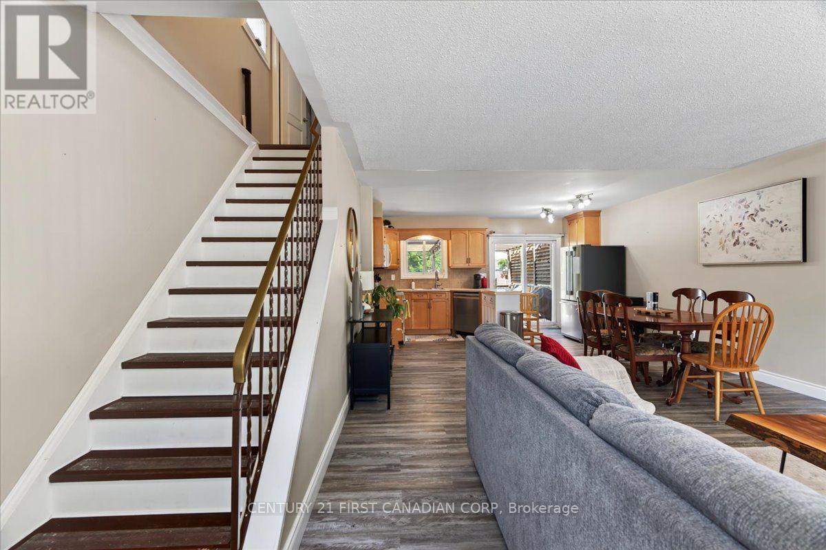 248 Ardsley Crescent, London North, Ontario  N6G 3W7 - Photo 4 - X13657390