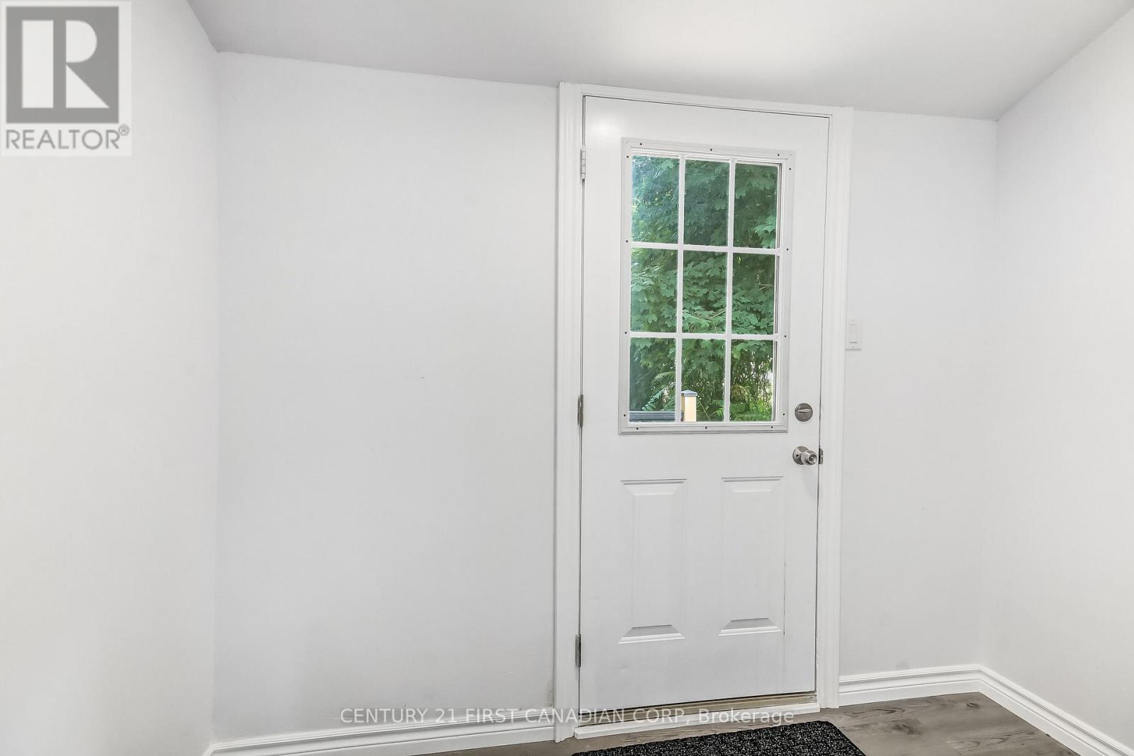 76 Chestnut Street, St. Thomas, Ontario  N5R 2A9 - Photo 11 - X13657464