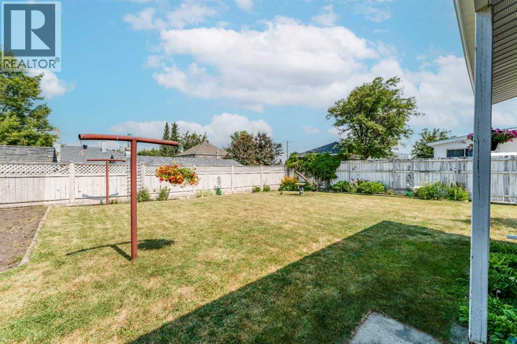 855 Mountain Street, Pincher Creek, Alberta  T0K 1W0 - Photo 34 - A2332492