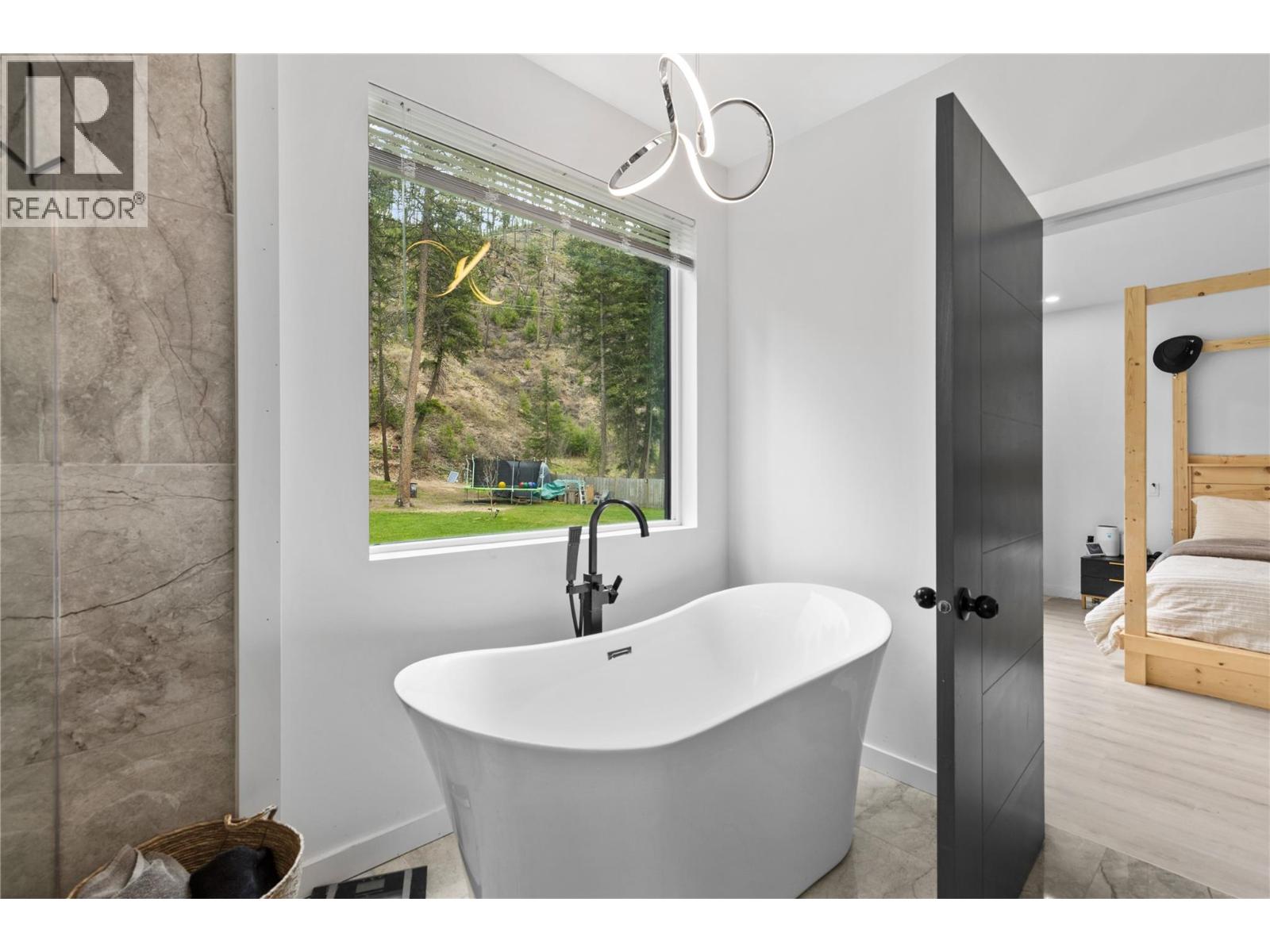4472 Power Road, Barriere, British Columbia  V0E 1E0 - Photo 17 - 10385720