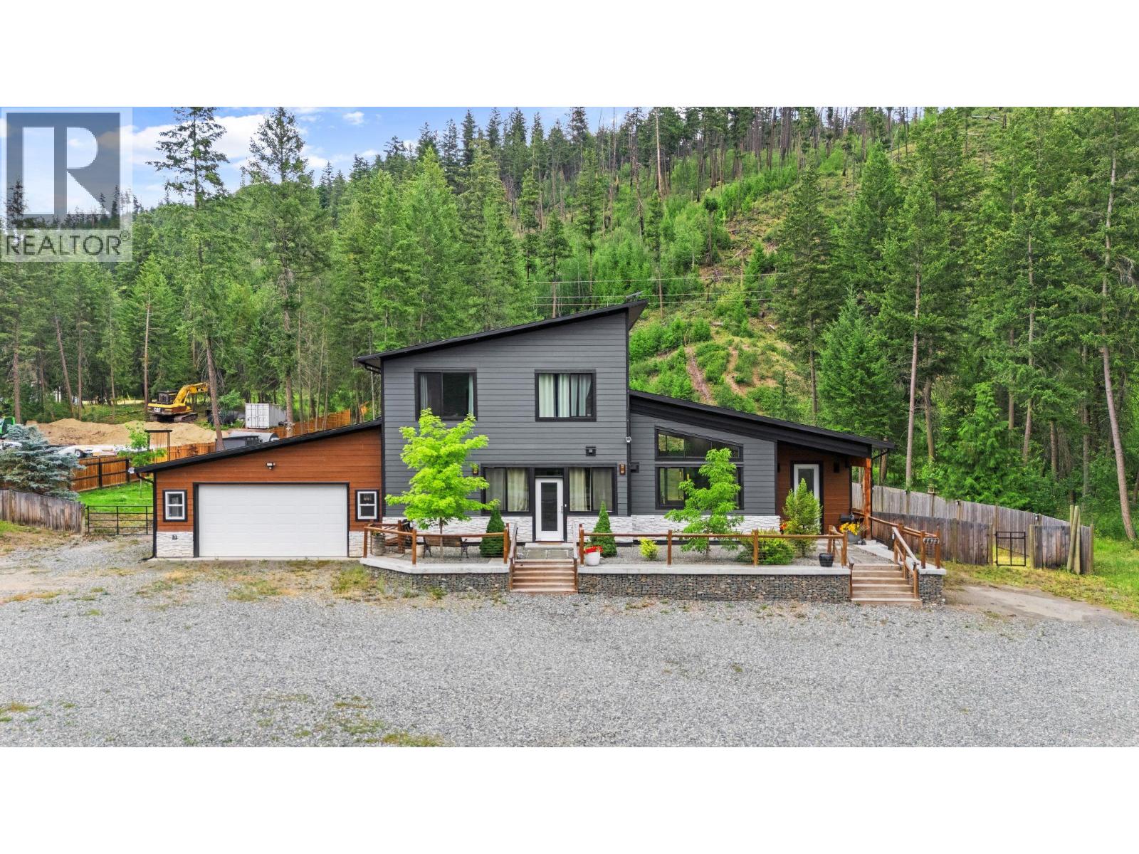 4472 Power Road, Barriere, British Columbia  V0E 1E0 - Photo 2 - 10385720