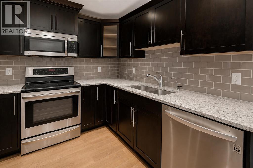810, 16 Varsity Estates Circle NW, Calgary, Alberta  T3A 2C5 - Photo 6 - A2319972