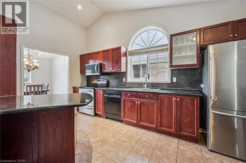 44 Mcnichol Drive, Cambridge, Ontario N1P 1C9 - Photo 5 - 40836638