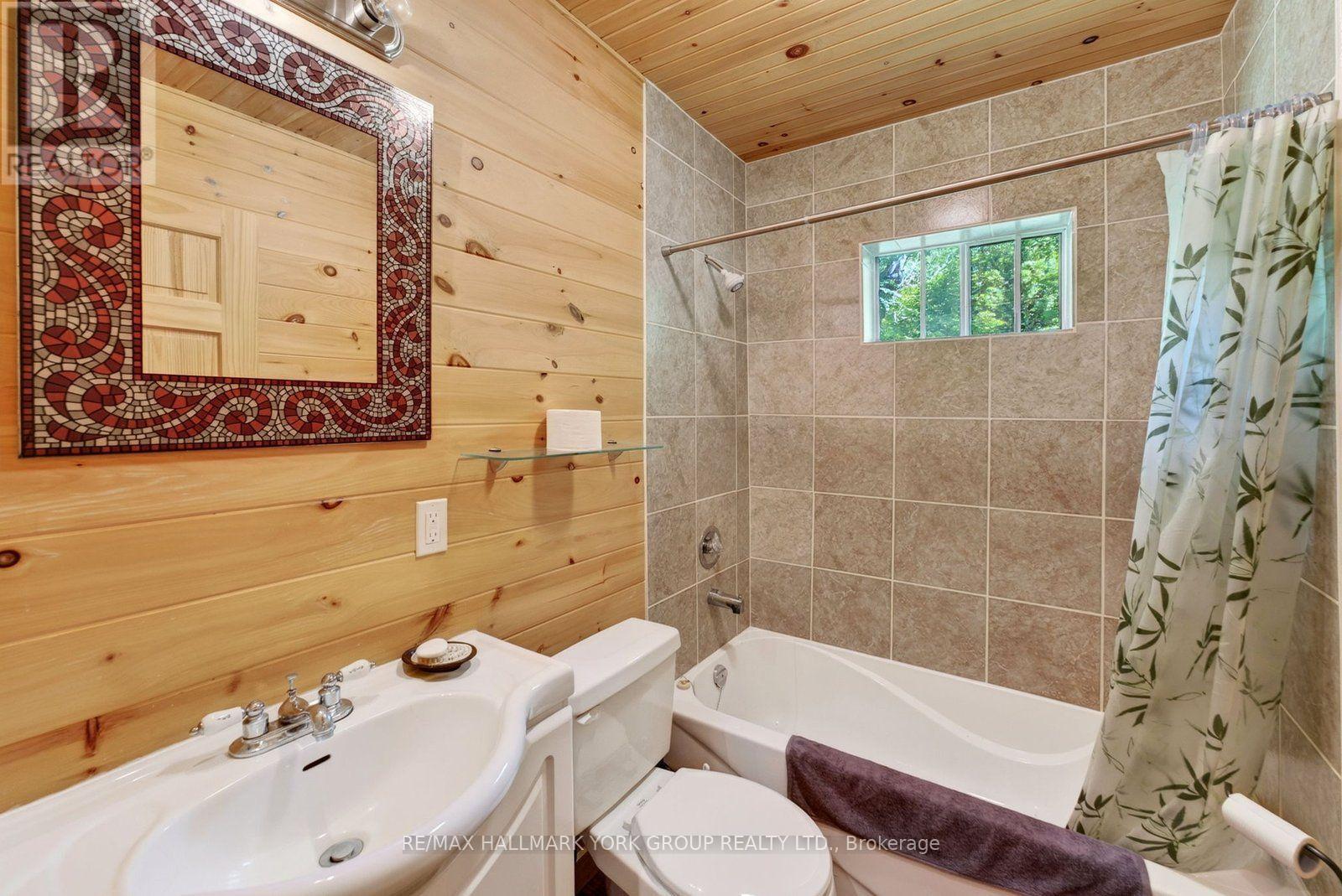 Lot 193 Snake Island Road, Georgina Islands, Ontario  L4P 3E9 - Photo 31 - N13657334