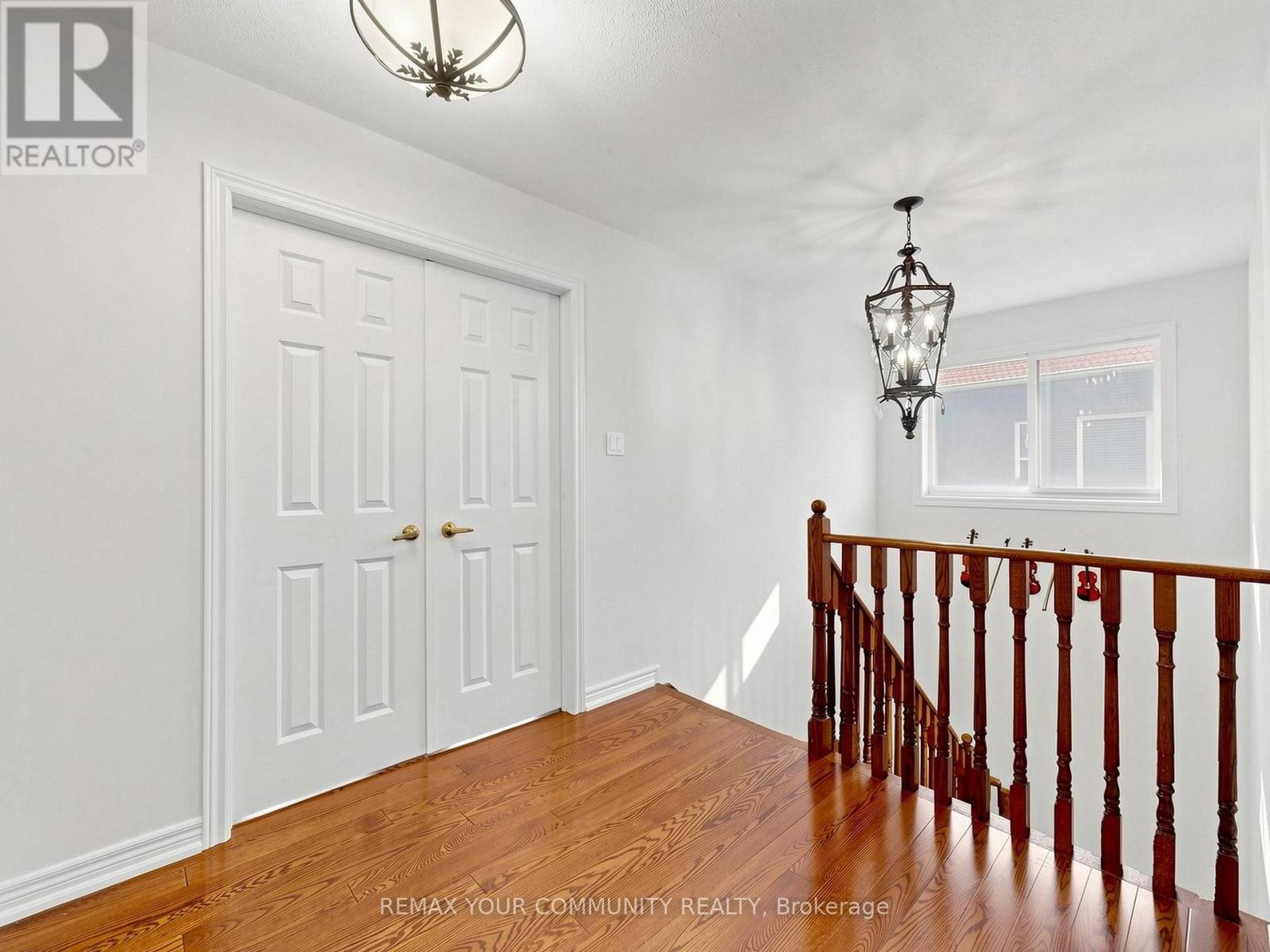 267 Bilbrough Street, Aurora, Ontario  L4G 7X6 - Photo 23 - N13657368