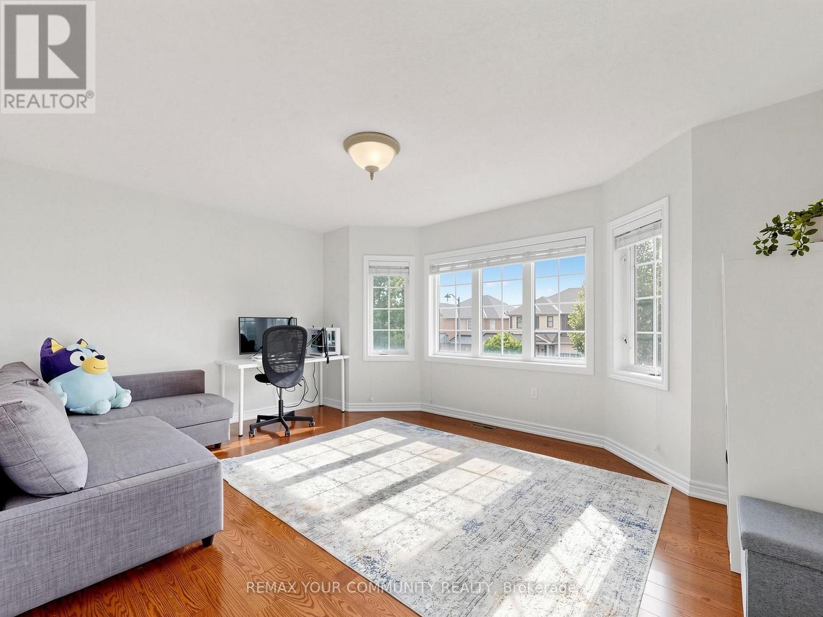 267 Bilbrough Street, Aurora, Ontario  L4G 7X6 - Photo 32 - N13657368
