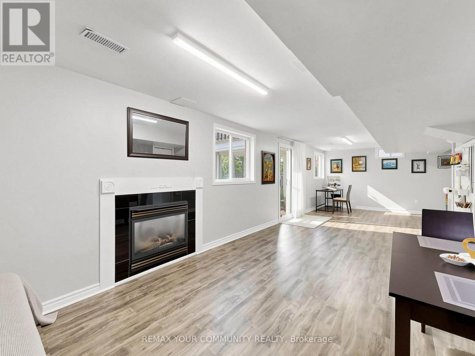 267 Bilbrough Street, Aurora, Ontario  L4G 7X6 - Photo 39 - N13657368