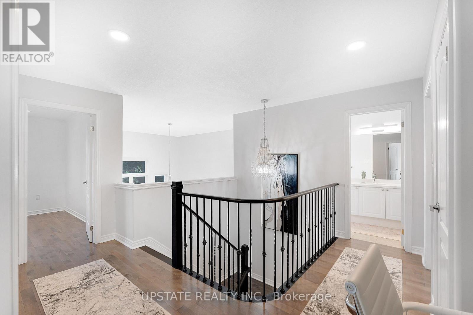 11 Kensington Trail, Barrie (Innis-Shore), Ontario  L4N 0K5 - Photo 12 - S13657476