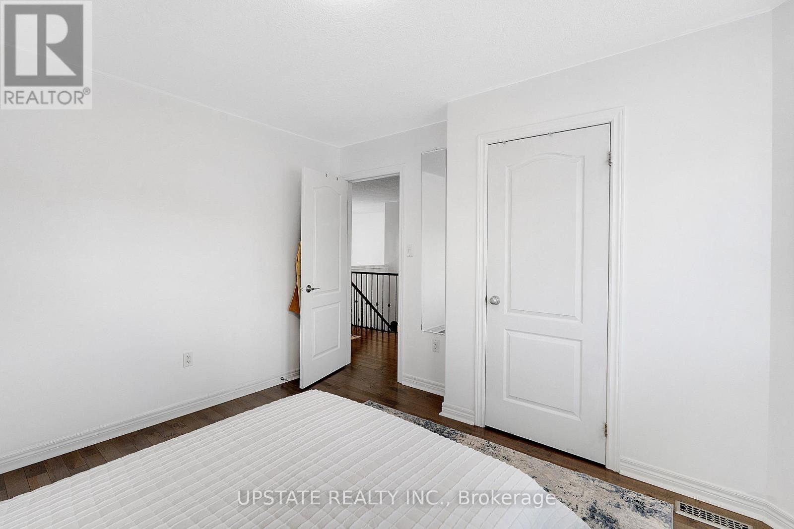 11 Kensington Trail, Barrie (Innis-Shore), Ontario  L4N 0K5 - Photo 20 - S13657476