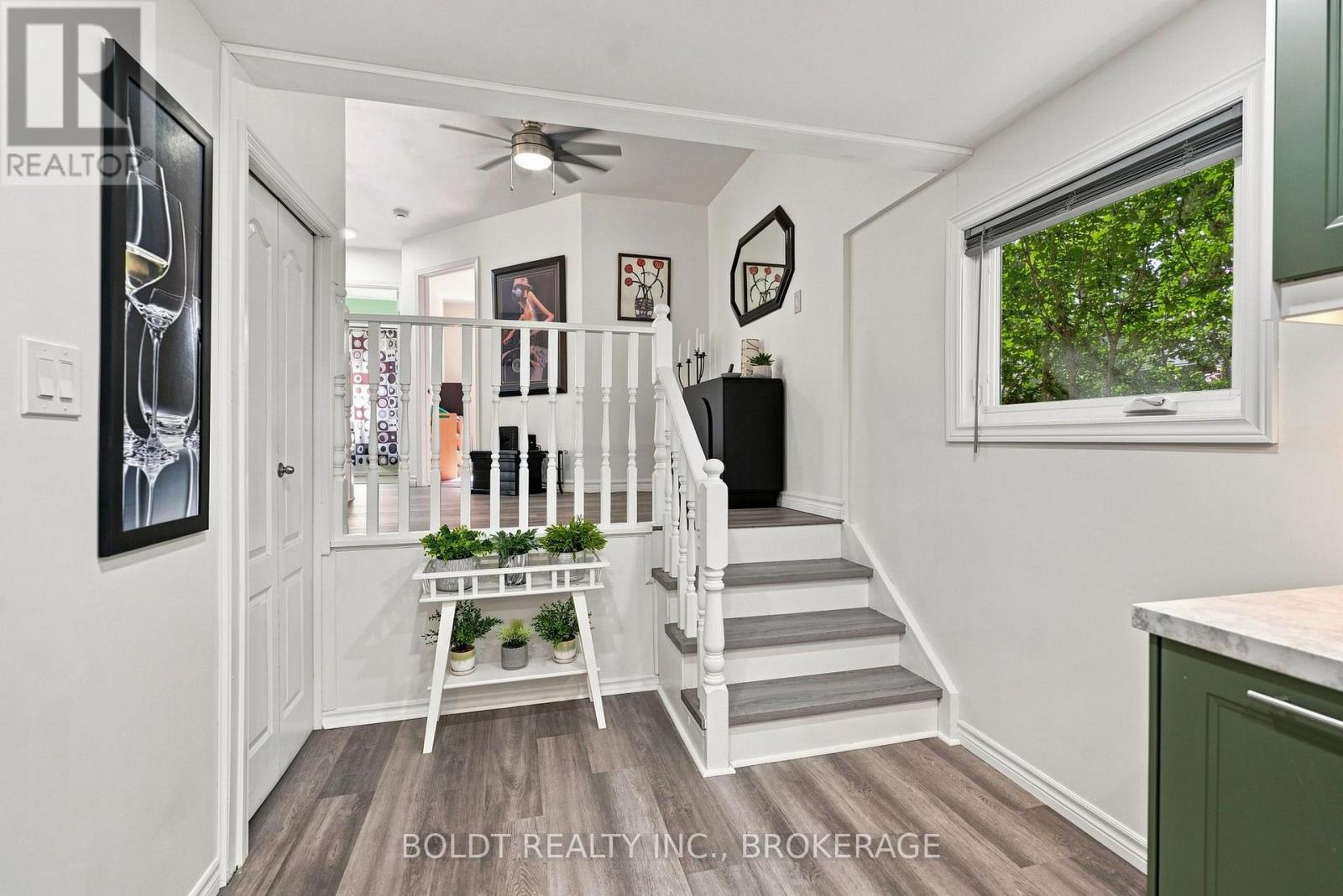 16 Longfellow Avenue, St. Catharines, Ontario L2R 6N5 - Photo 17 - X13657400