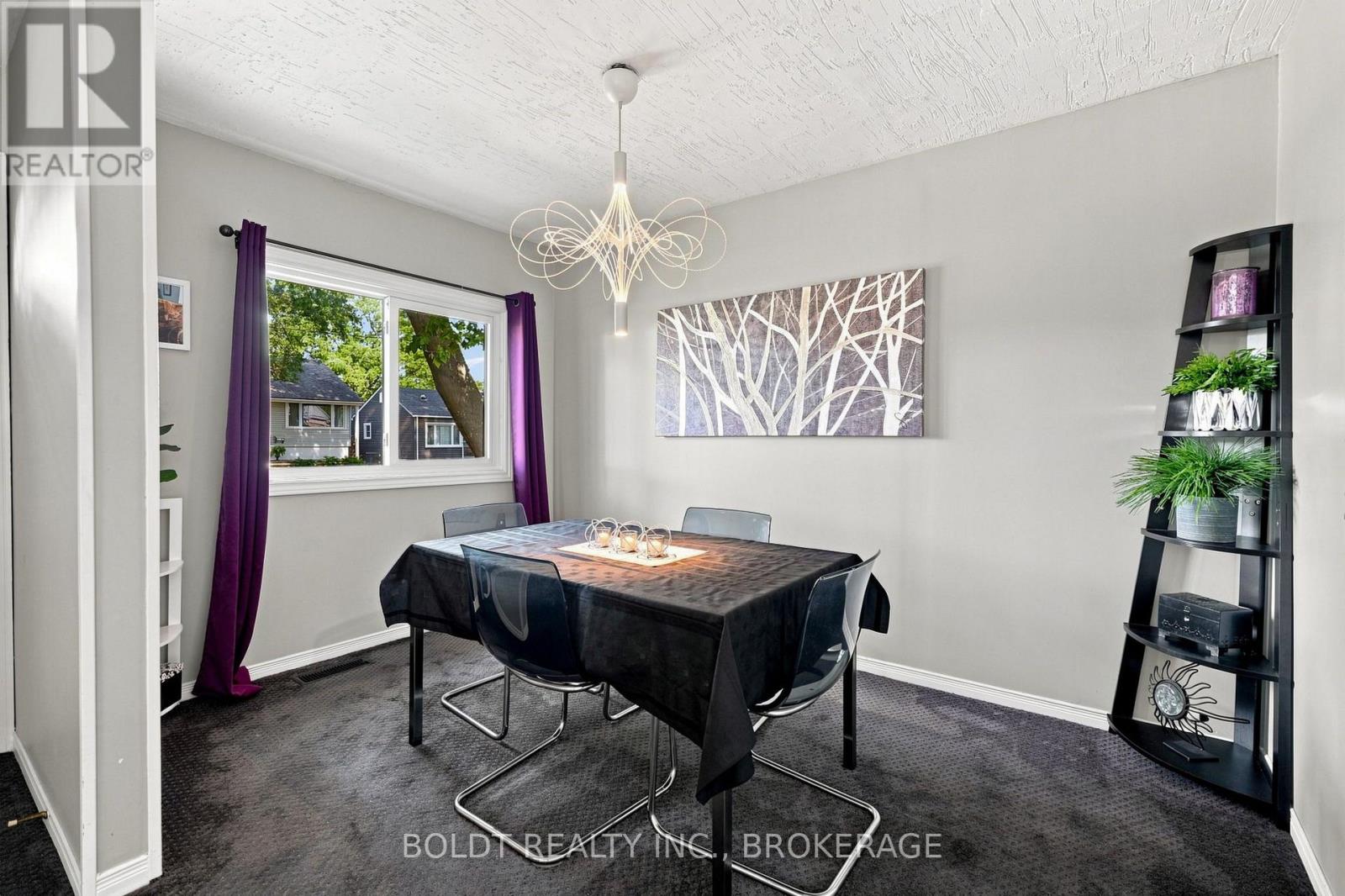 16 Longfellow Avenue, St. Catharines, Ontario L2R 6N5 - Photo 8 - X13657400