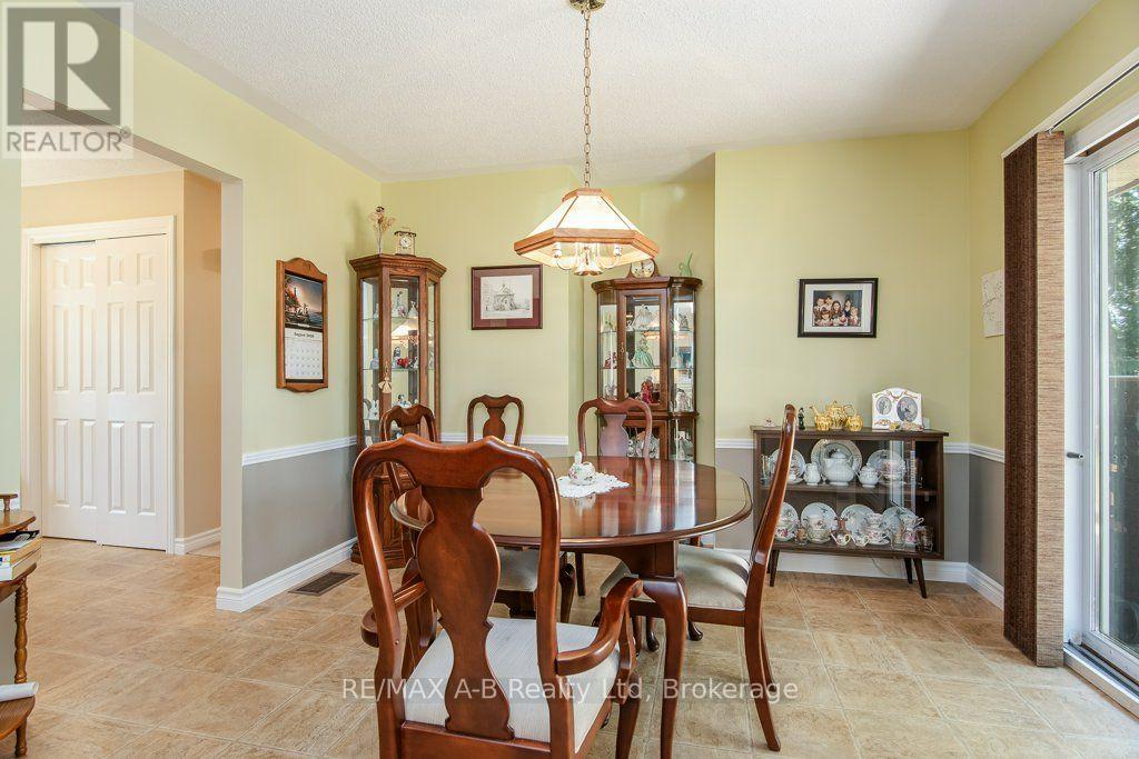 174 Neal Avenue, Stratford, Ontario N5A 5A8 - Photo 27 - X13643774