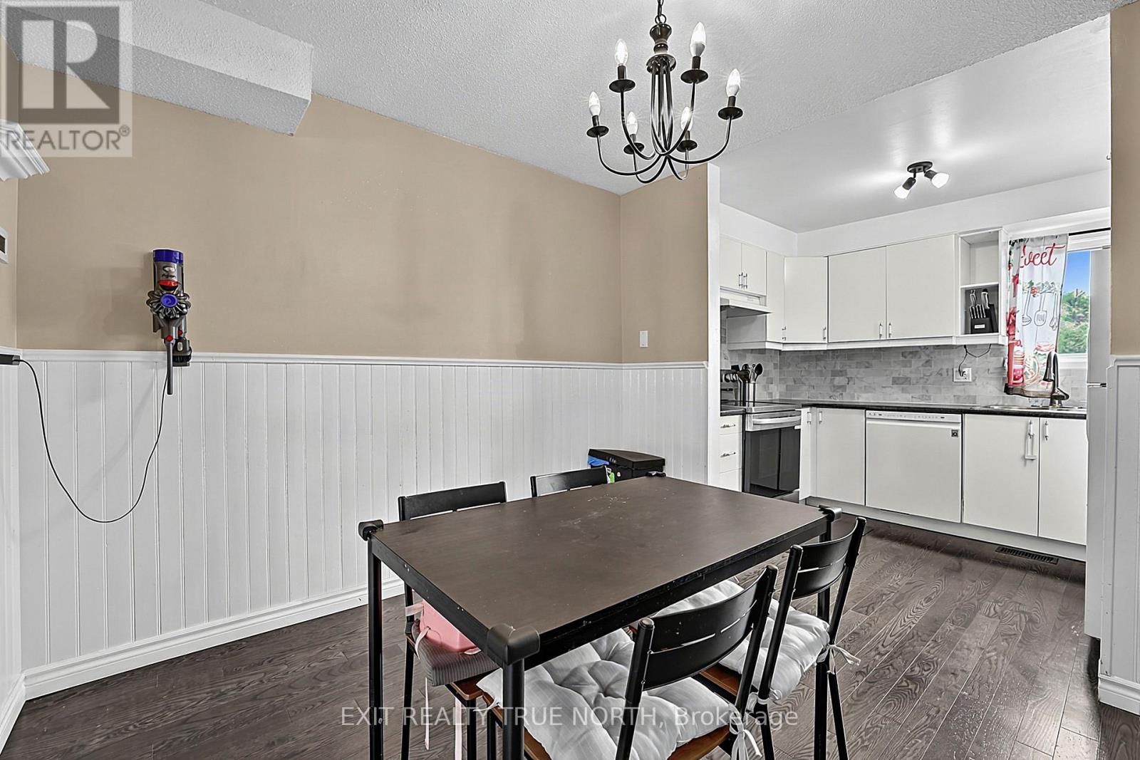 73 Collins Crescent, Brampton, Ontario  L6V 3N1 - Photo 14 - W13657344