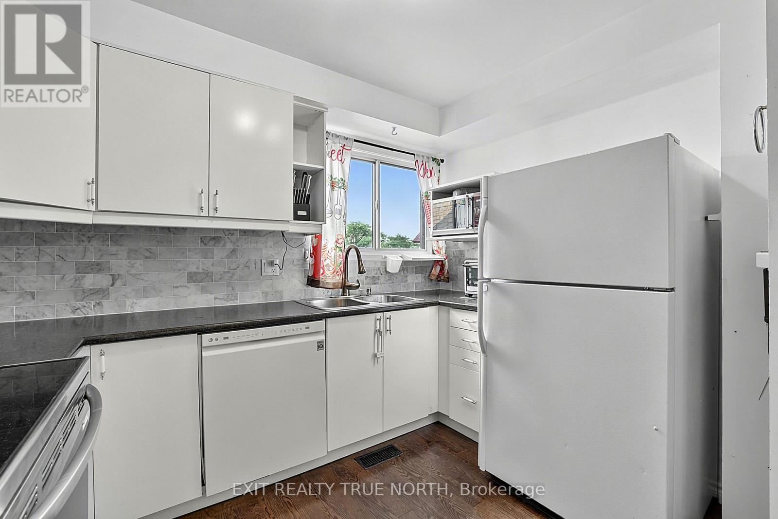 73 Collins Crescent, Brampton, Ontario  L6V 3N1 - Photo 17 - W13657344