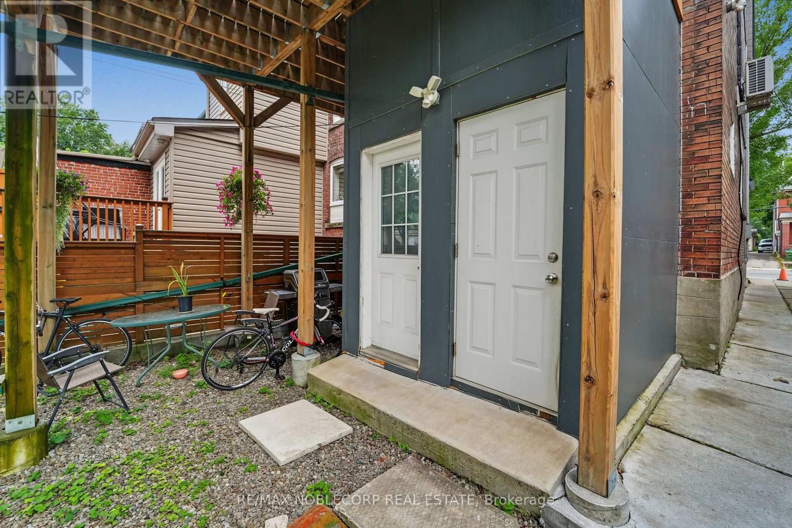 1035 Dovercourt Road, Toronto, Ontario  M6H 2X7 - Photo 27 - W13657350