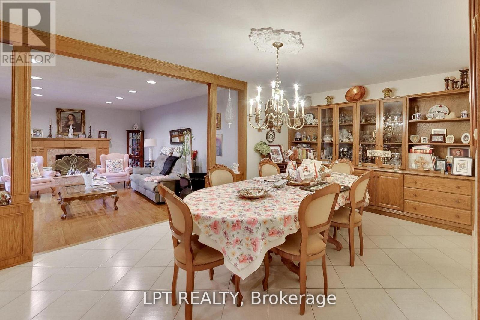 6 Fenton Way, Brampton, Ontario  L6P 0P5 - Photo 23 - W13657402