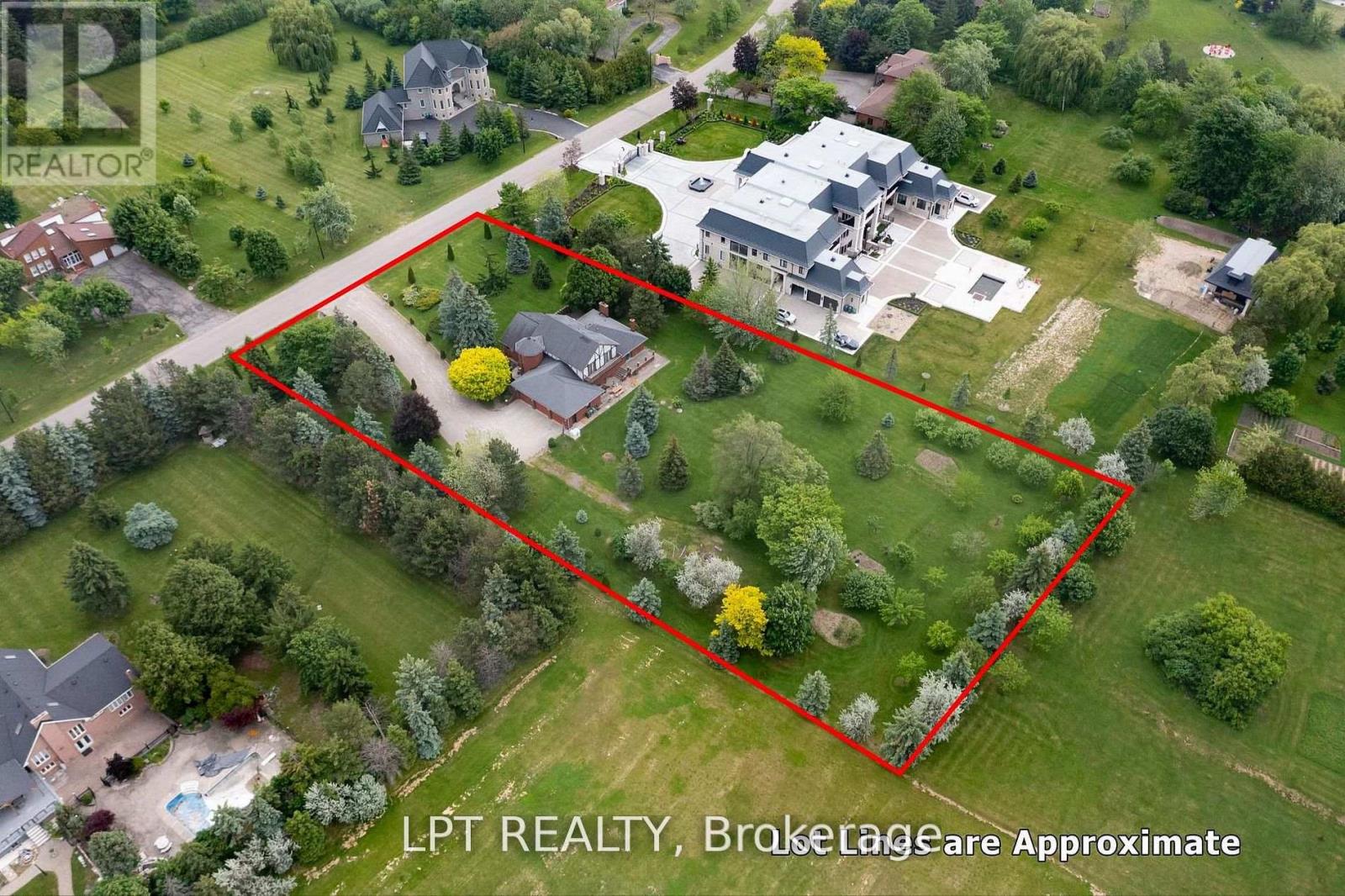 6 Fenton Way, Brampton, Ontario  L6P 0P5 - Photo 47 - W13657402