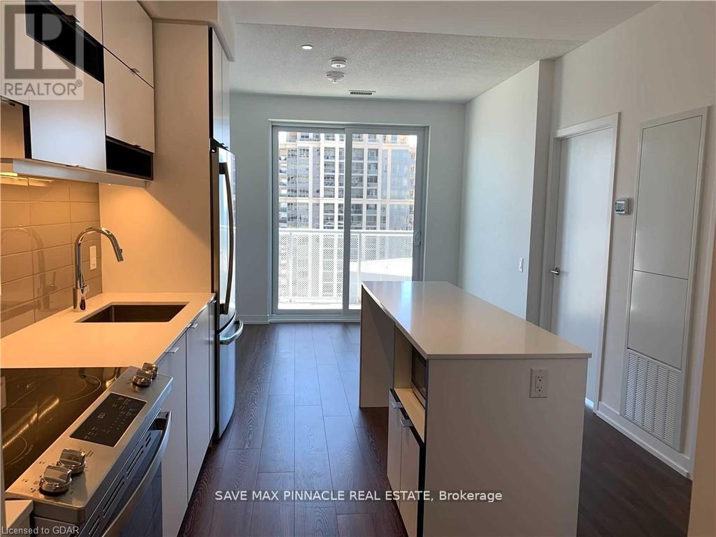 2206 - 4065 Confederation Parkway, Mississauga, Ontario  L5B 4N1 - Photo 2 - W13657442
