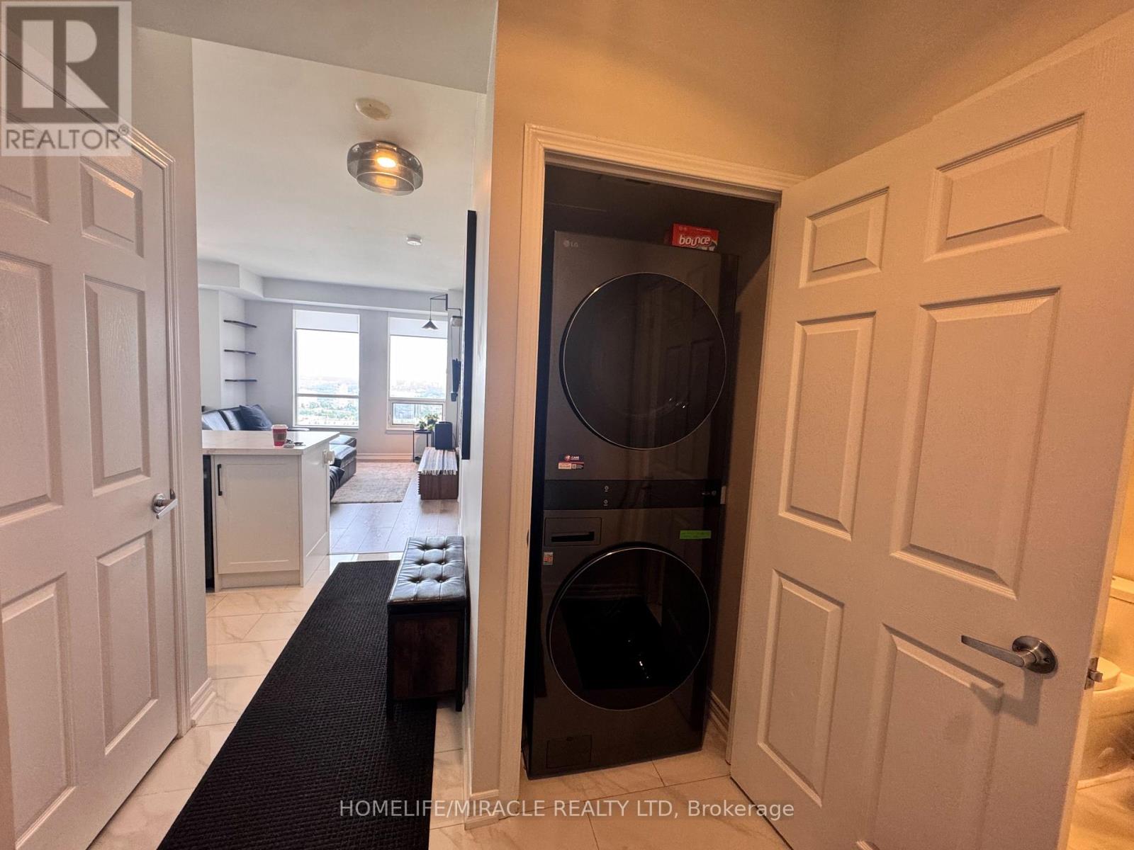 3406 - 388 Prince Of Wales Drive, Mississauga, Ontario  L5B 0A1 - Photo 5 - W13657484
