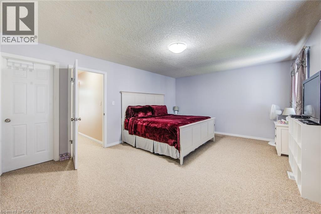 124 Udvari Crescent, Kitchener, Ontario  N2N 3P6 - Photo 16 - 40854558