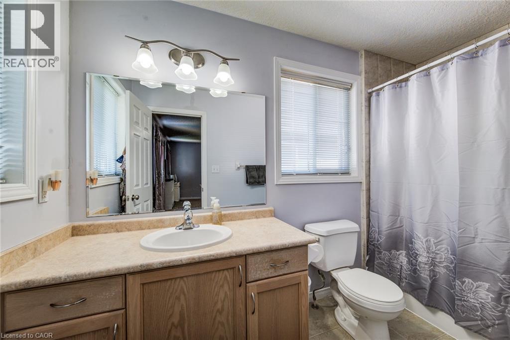 124 Udvari Crescent, Kitchener, Ontario  N2N 3P6 - Photo 17 - 40854558