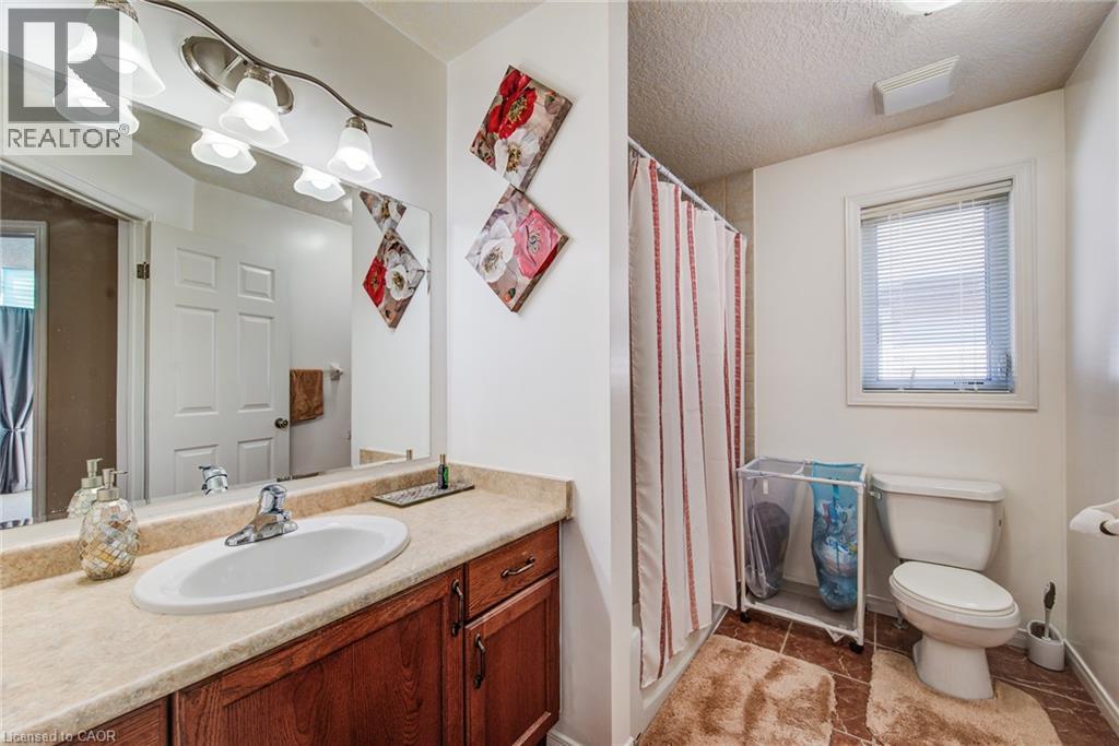 124 Udvari Crescent, Kitchener, Ontario  N2N 3P6 - Photo 21 - 40854558