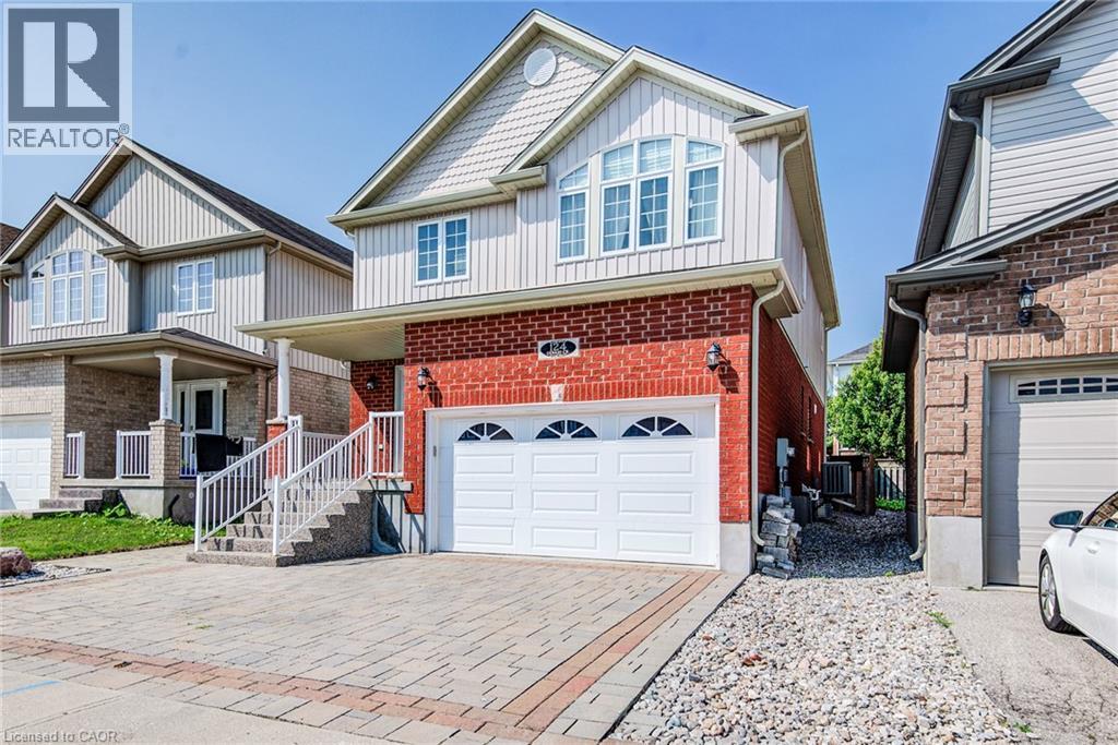 124 Udvari Crescent, Kitchener, Ontario  N2N 3P6 - Photo 3 - 40854558