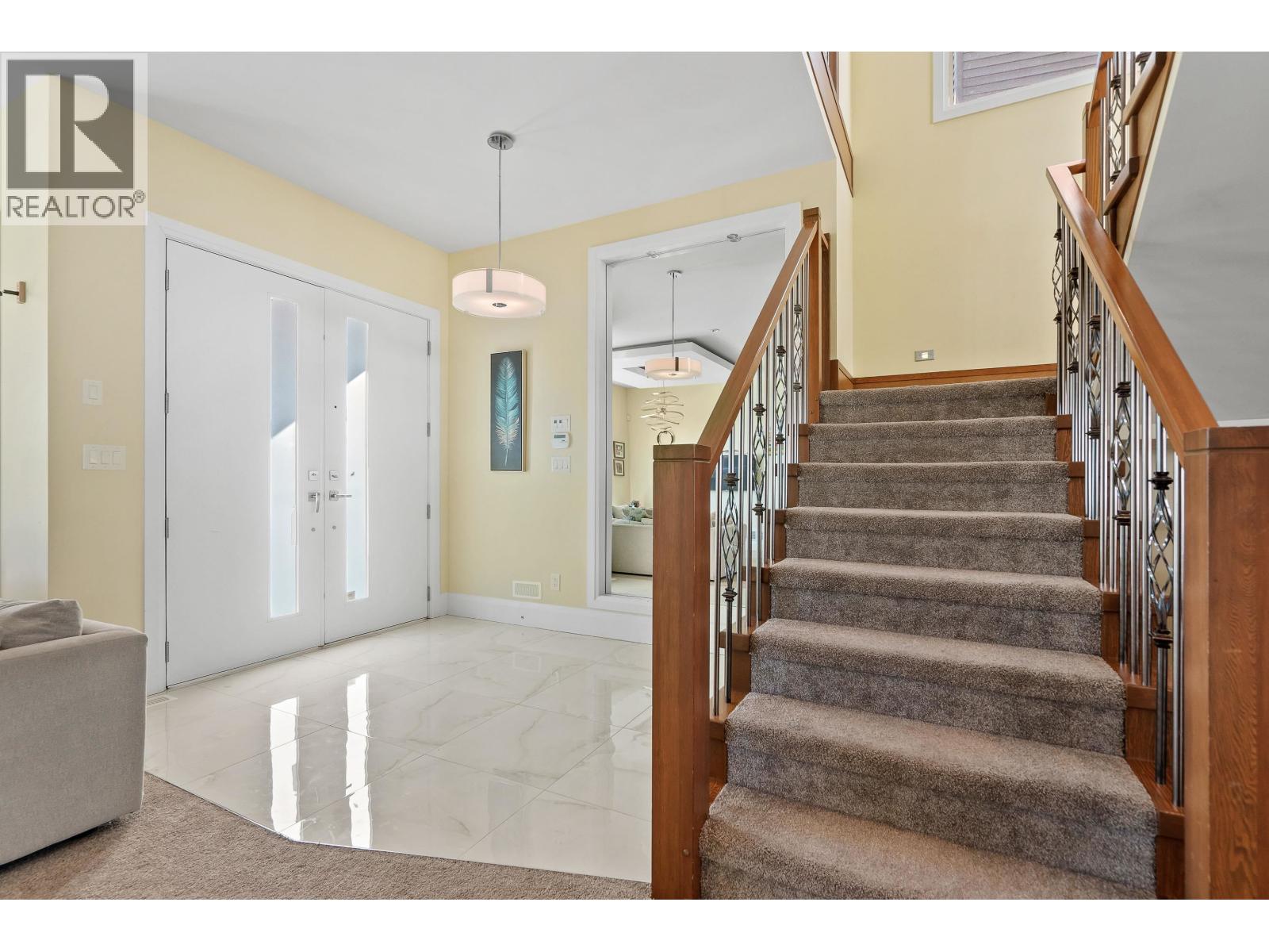 1408 Strawline Hill Street, Coquitlam, British Columbia  V3E 0L5 - Photo 5 - R3153706
