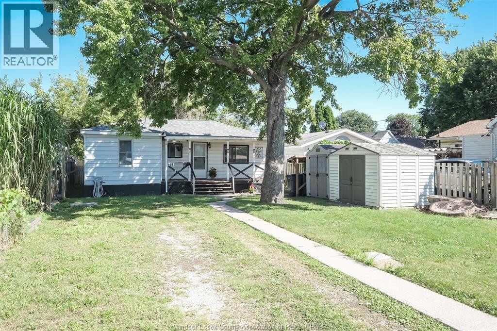 624 CHARLES, Windsor, Ontario