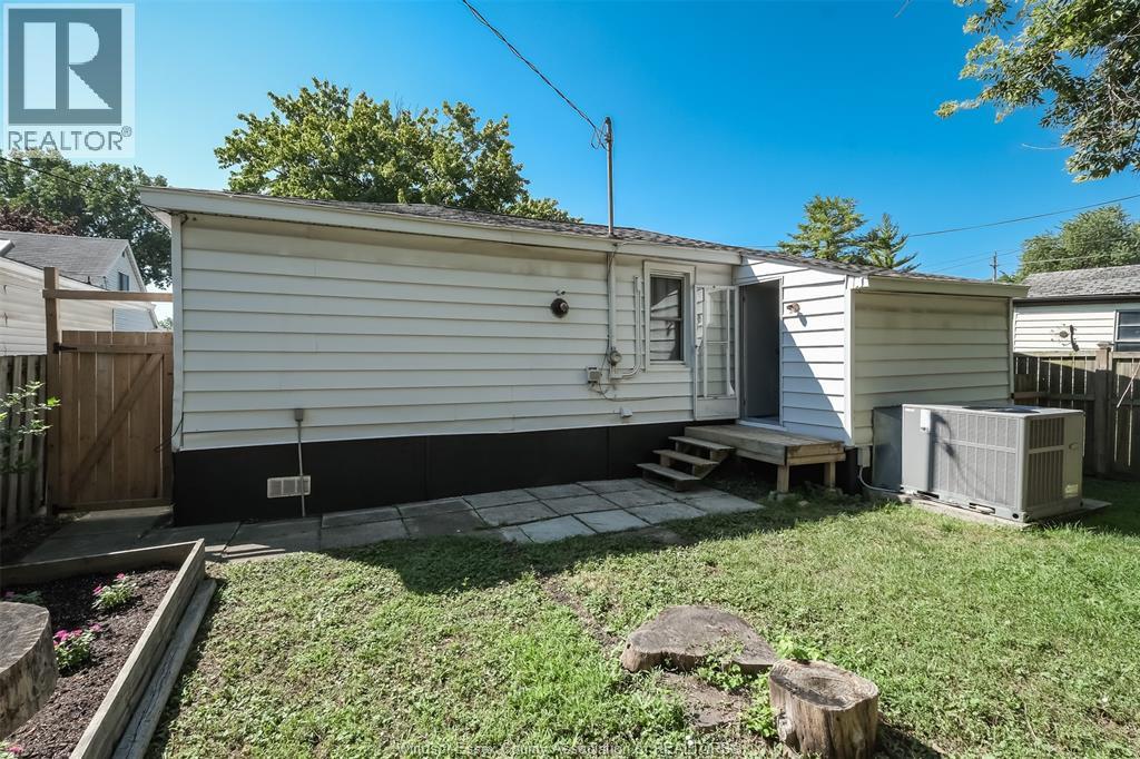 624 Charles, Windsor, Ontario  N8X 3G5 - Photo 16 - 26019307
