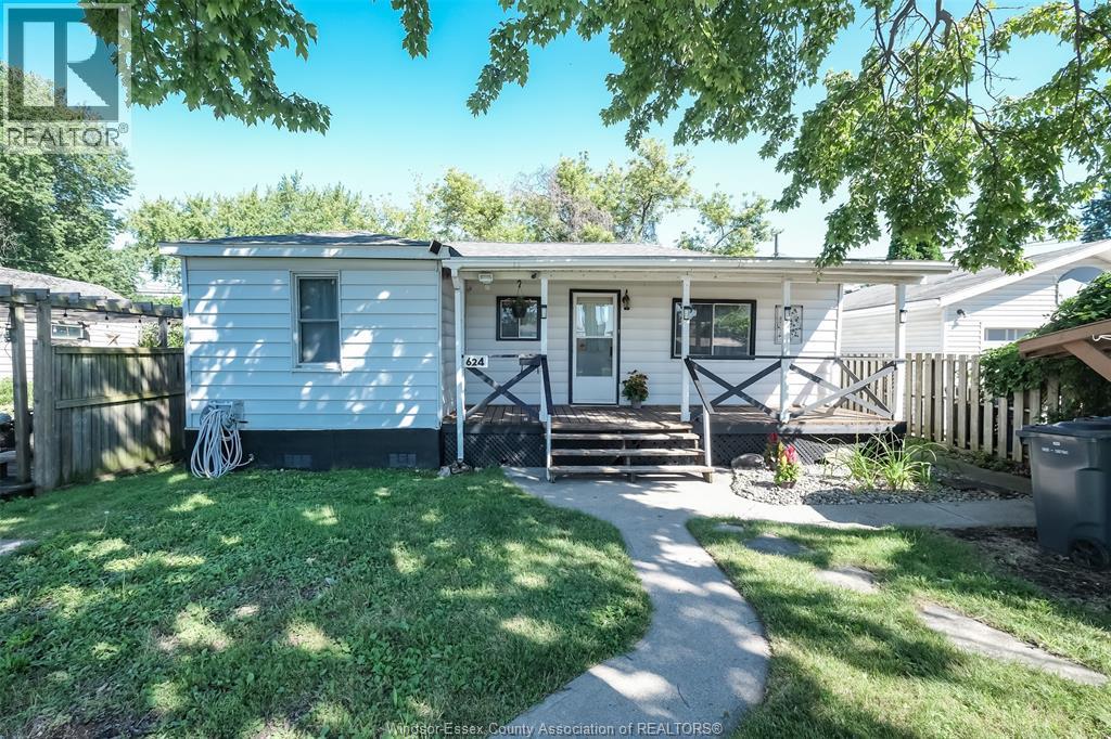 624 Charles, Windsor, Ontario  N8X 3G5 - Photo 2 - 26019307