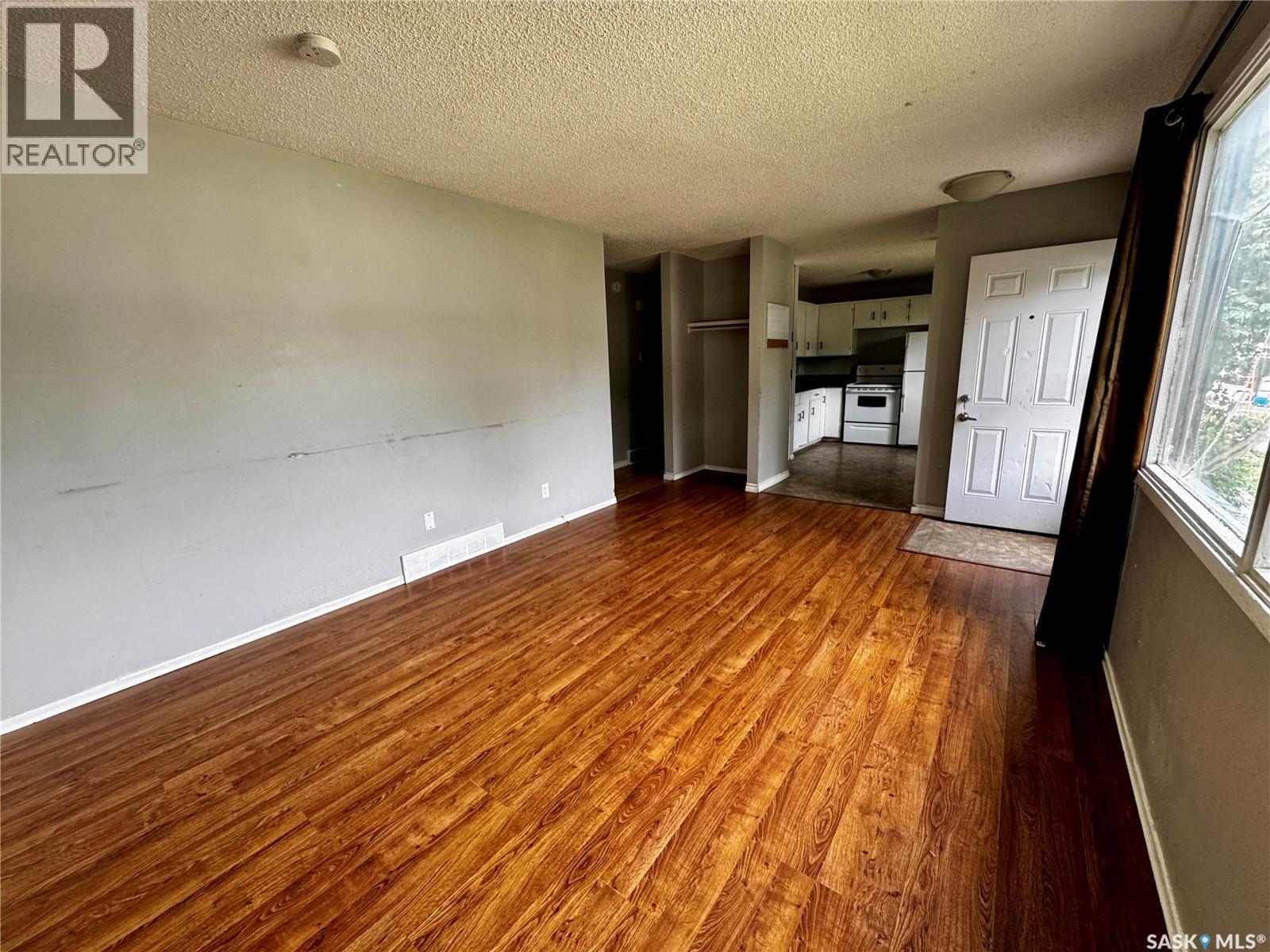 3355 33rd Street W, Saskatoon, Saskatchewan  S7L 4P5 - Photo 3 - SK044951