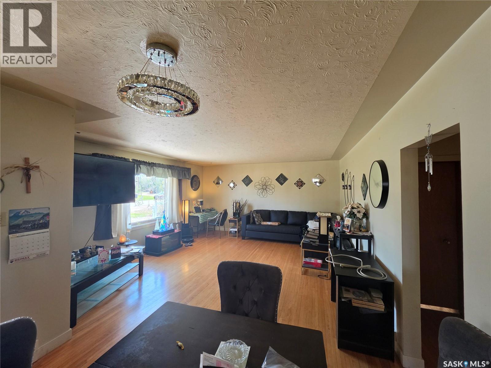 204 1st Avenue S, Dorintosh, Saskatchewan  S0M 0T0 - Photo 2 - SK044914
