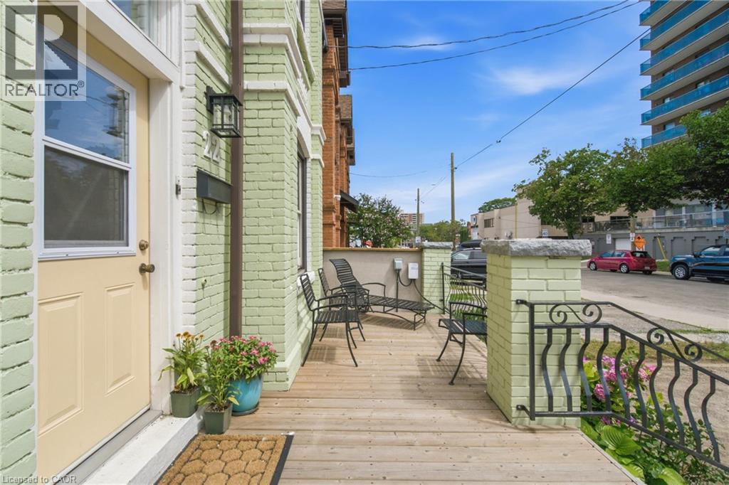 22 Spring Street, Hamilton, Ontario  L8N 2N9 - Photo 4 - 40839910