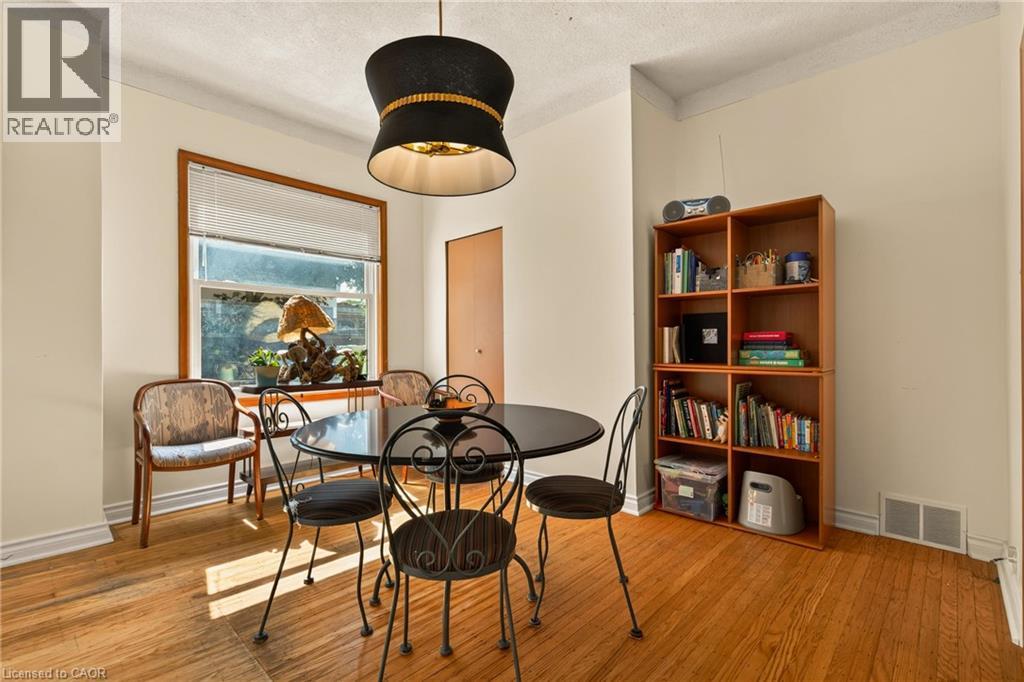 22 Spring Street, Hamilton, Ontario  L8N 2N9 - Photo 15 - 40839910