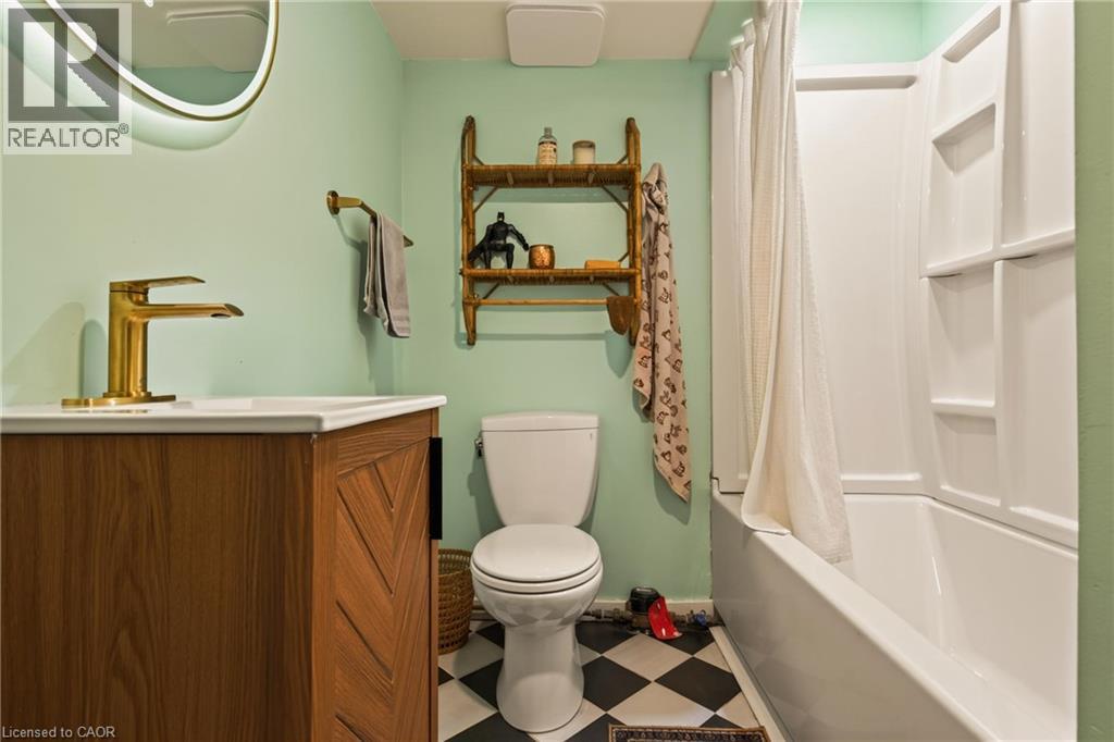22 Spring Street, Hamilton, Ontario  L8N 2N9 - Photo 39 - 40839910