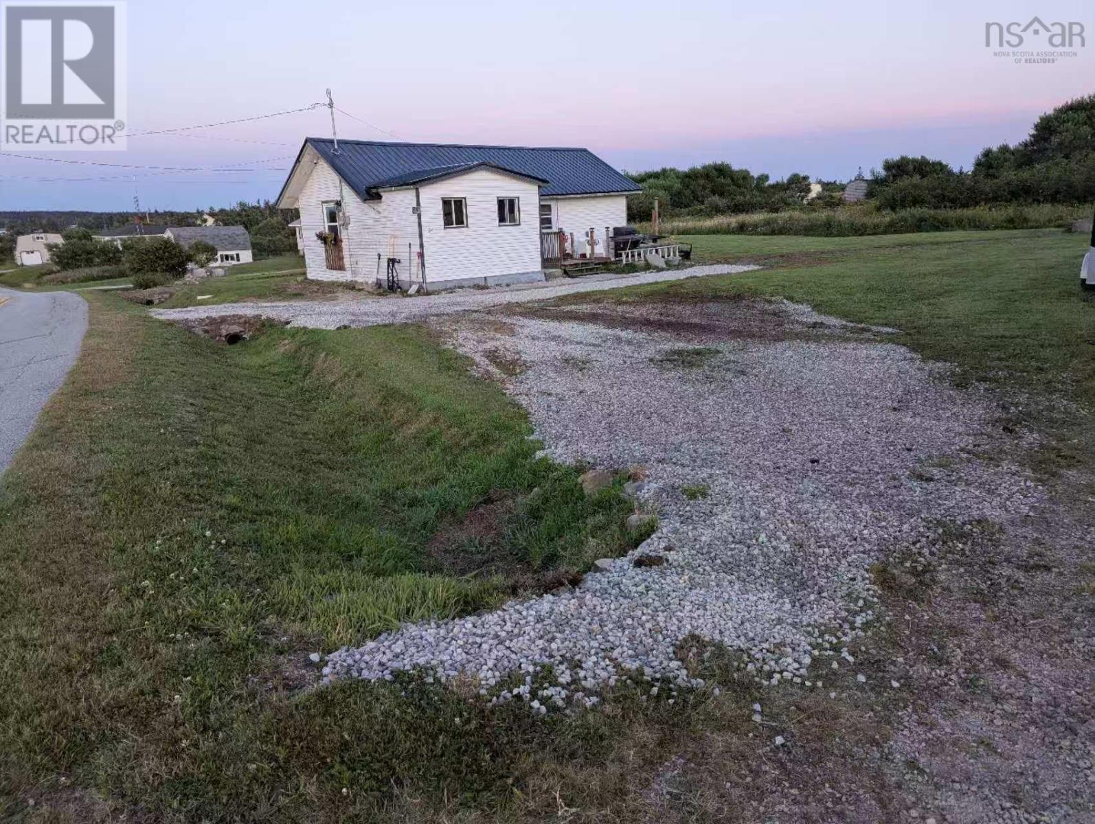 34 Club Road, Pinkneys Point, Nova Scotia  B0W 1B0 - Photo 4 - 202620151