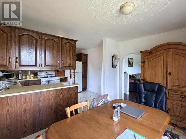 26145 Highway 17 E, Blind River, Ontario  P0R 1B0 - Photo 17 - SM261657
