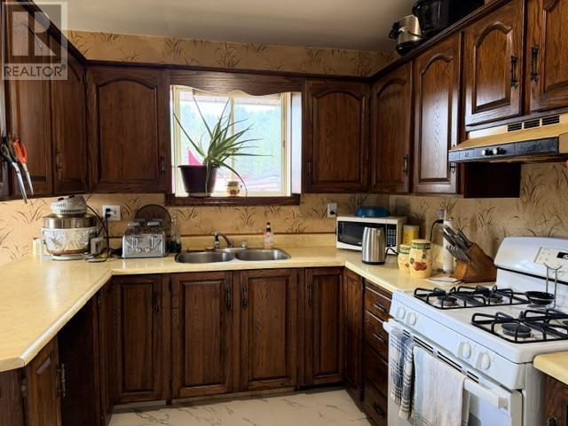 26145 Highway 17 E, Blind River, Ontario  P0R 1B0 - Photo 14 - SM261657
