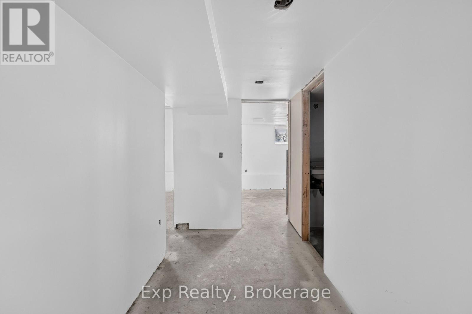 15 Redden Street, Kingston, Ontario  K7M 4K9 - Photo 22 - X13493440