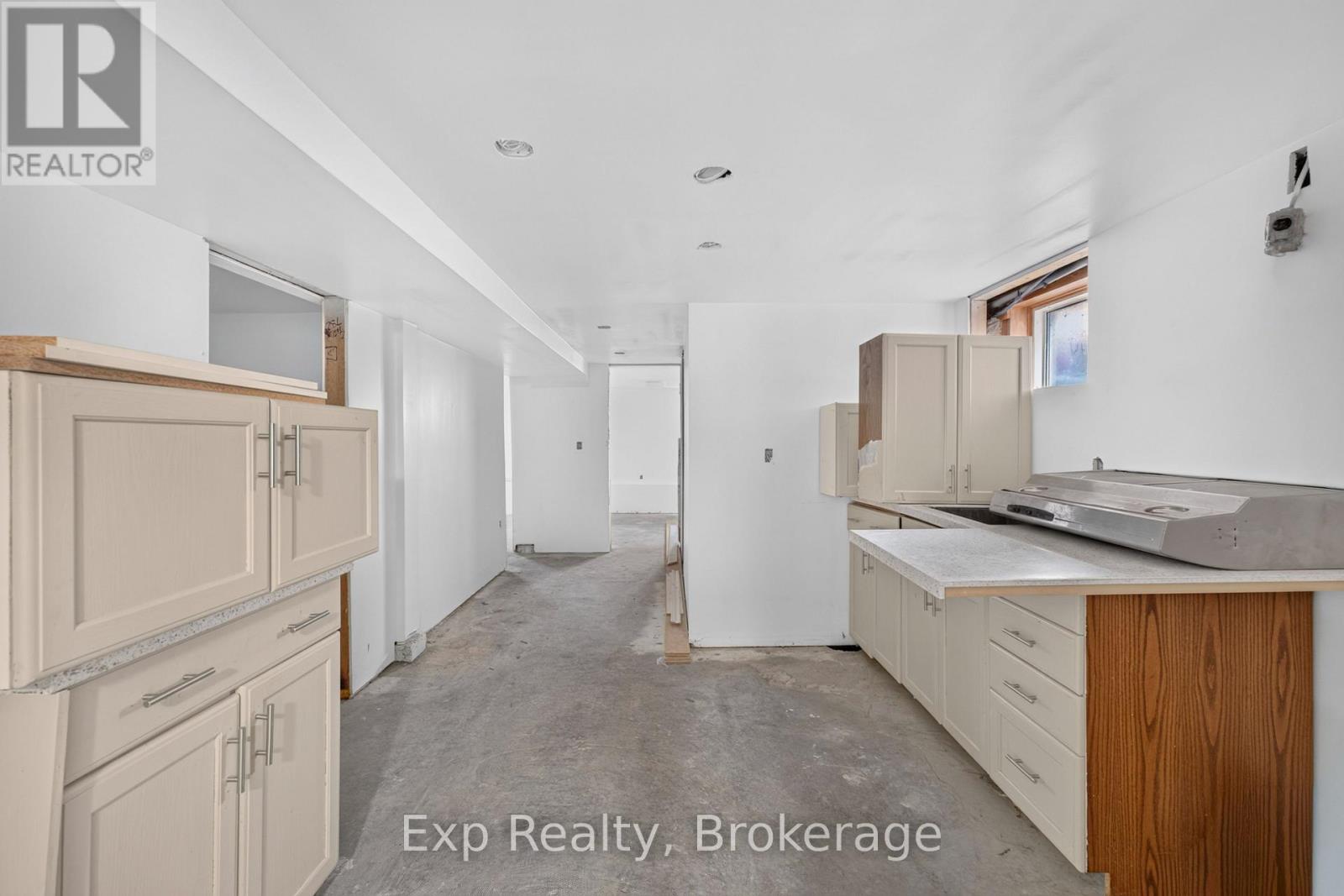 15 Redden Street, Kingston, Ontario  K7M 4K9 - Photo 17 - X13493440