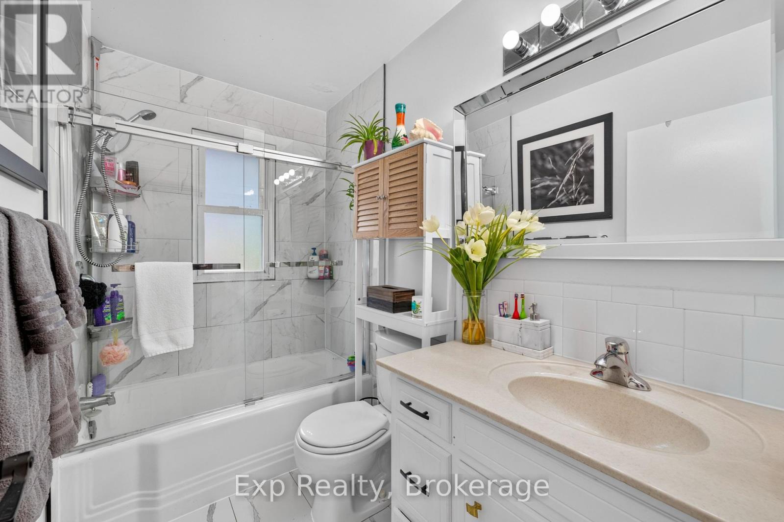 15 Redden Street, Kingston, Ontario  K7M 4K9 - Photo 13 - X13493440